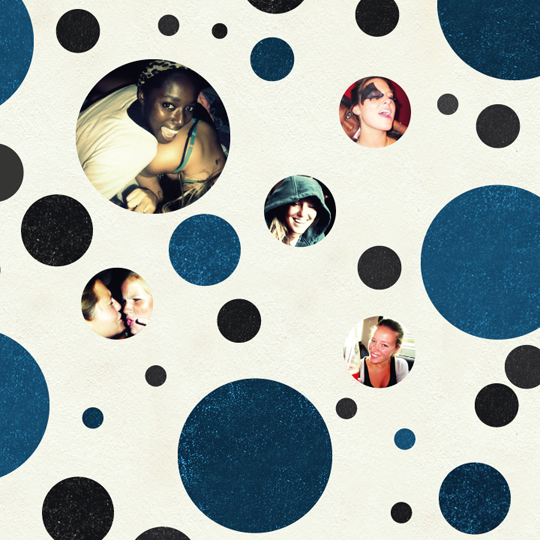 Old Navy Friend Wrap - Polka Dot Design 3